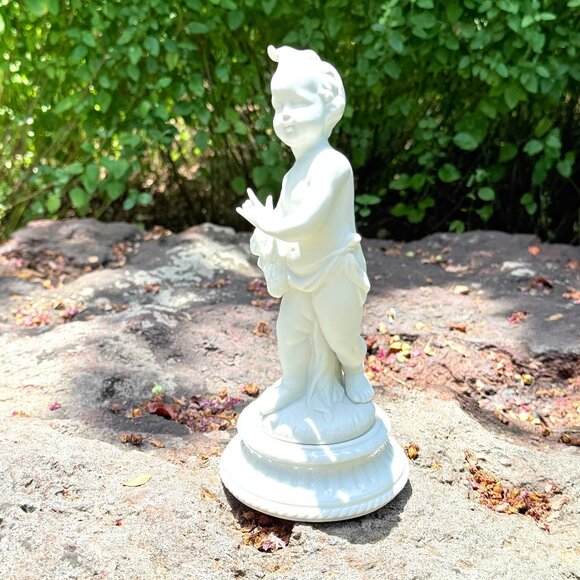 Vintage Andrea by Sadik Porcelain Bisque Putti Figurine - Picture 3 of 15